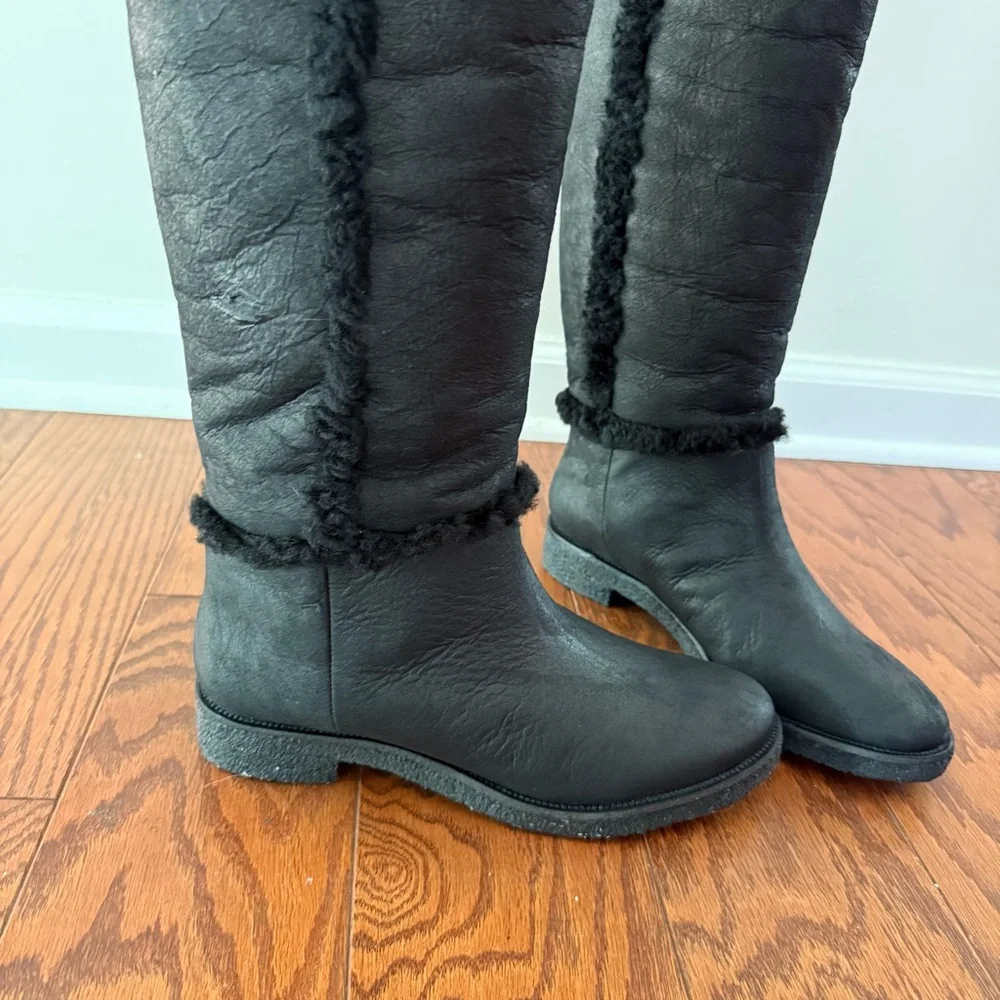 Diane Von Furstenberg skid gently